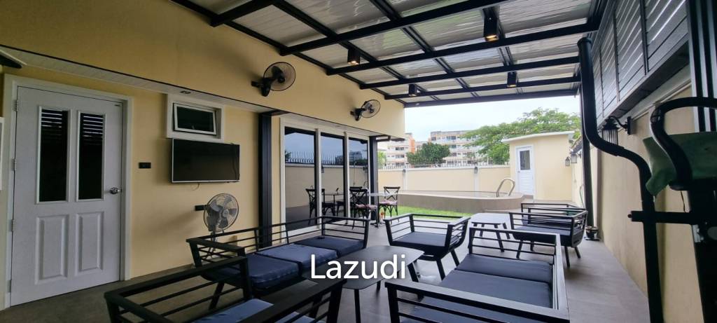 4 Beds 5 Baths 240 SQ.M. Villa In Holiday Garden Resort