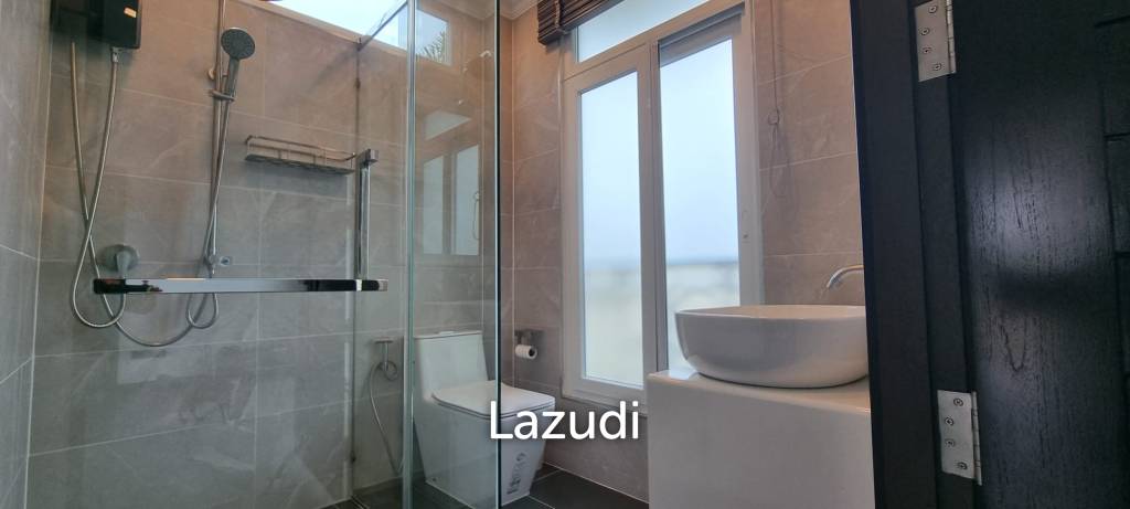 4 Beds 5 Baths 240 SQ.M. Villa In Holiday Garden Resort