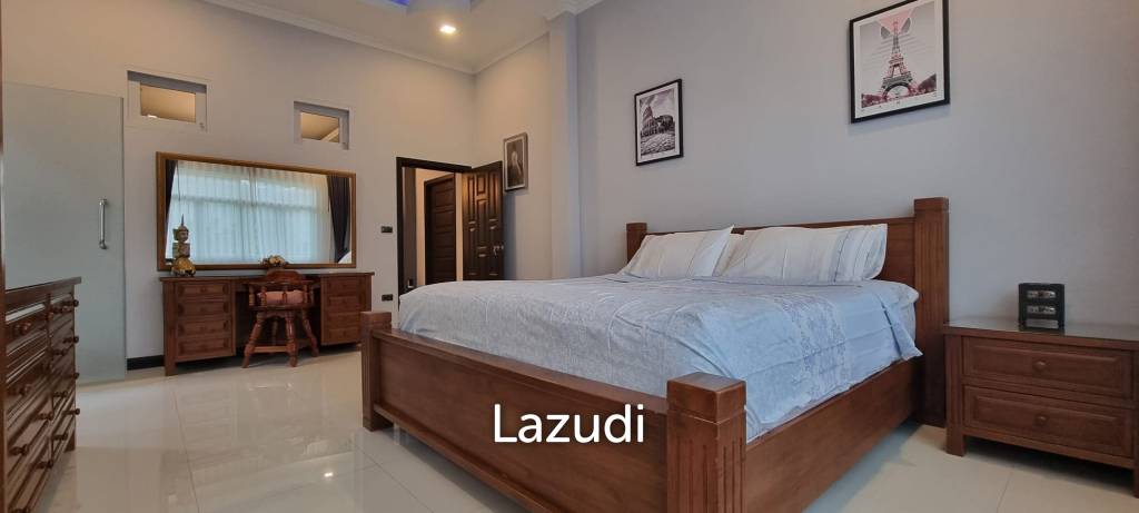 4 Beds 5 Baths 240 SQ.M. Villa In Holiday Garden Resort