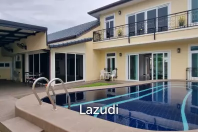 4 Beds 5 Baths 240 SQ.M. Villa In Holiday Garden Resort