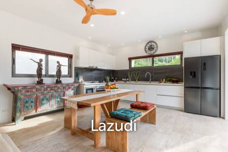 Modern 3-Bed Balinese Style Villa In Mae Nam