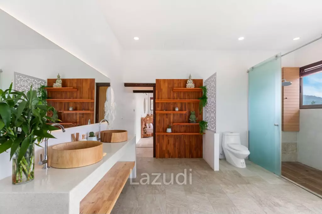 Modern 3-Bed Balinese Style Villa In Mae Nam