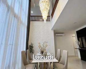5 Bed 6 Bath 320 SQ.M House in Huai khwang