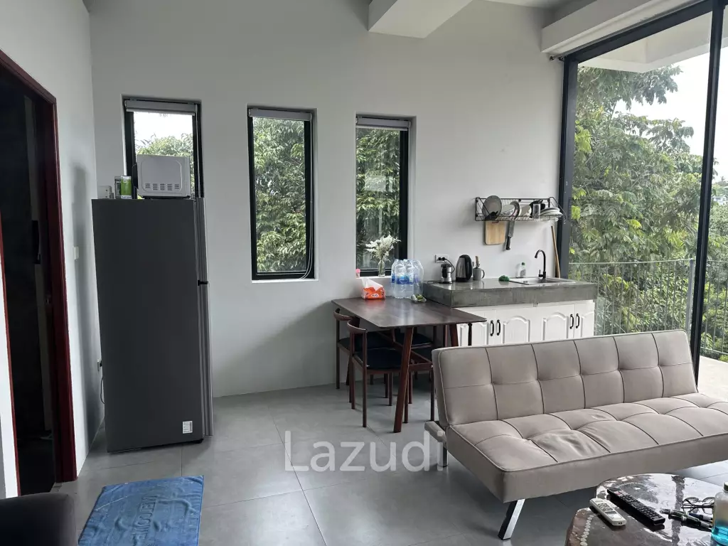 Sea View Building - Just 200m from the beach!