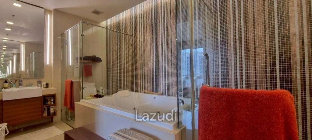 1 bedroom 1 bathroom Condo 157 Sq.m. at The Cove Pattaya