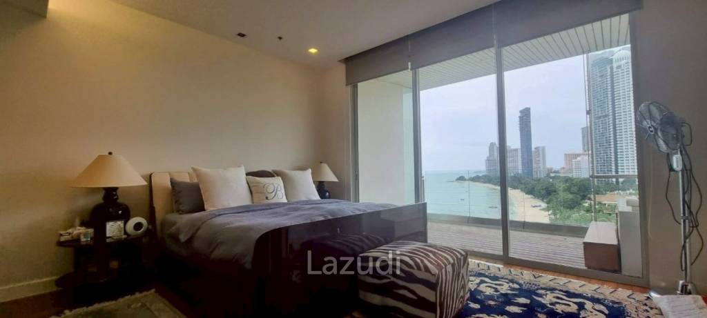 1 bedroom 1 bathroom Condo 157 Sq.m. at The Cove Pattaya