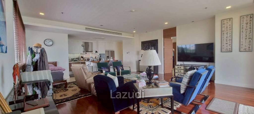 1 bedroom 1 bathroom Condo 157 Sq.m. at The Cove Pattaya