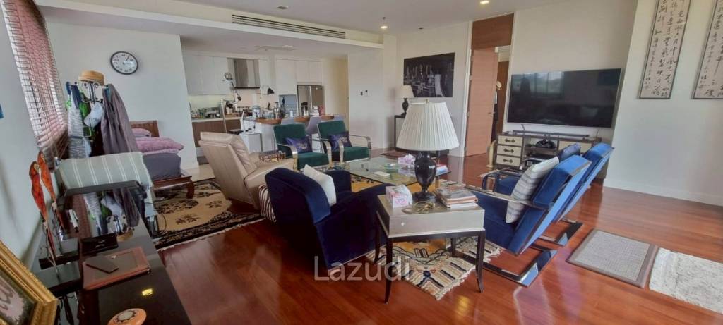 1 bedroom 1 bathroom Condo 157 Sq.m. at The Cove Pattaya