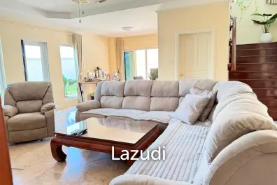 4 Beds 5 Baths 500 SQ.M. Bangsaray House