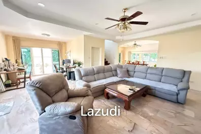 4 Beds 5 Baths 500 SQ.M. Bangsaray House