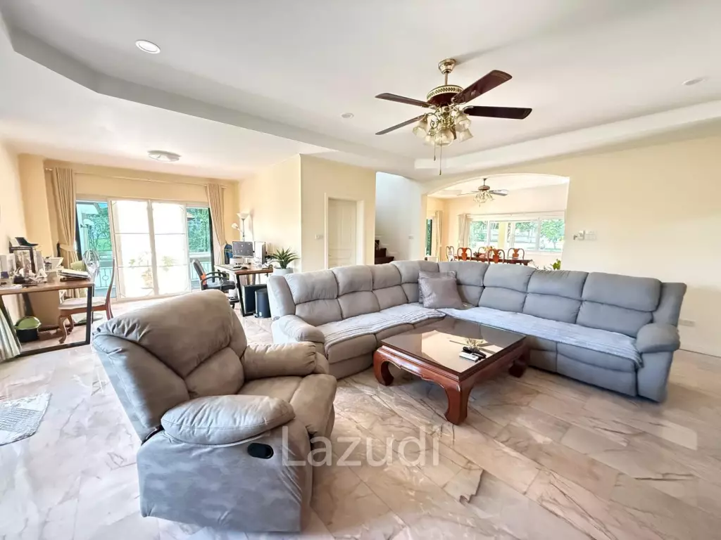 4 Beds 5 Baths 500 SQ.M. Bangsaray House
