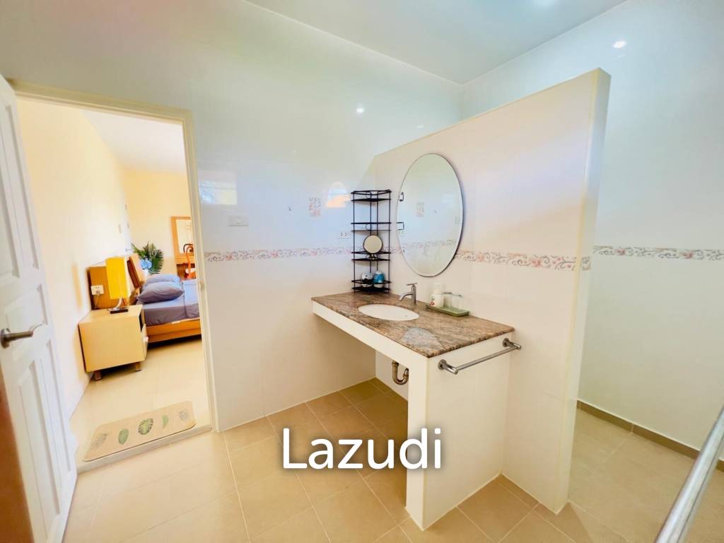4 Beds 5 Baths 500 SQ.M. Bangsaray House