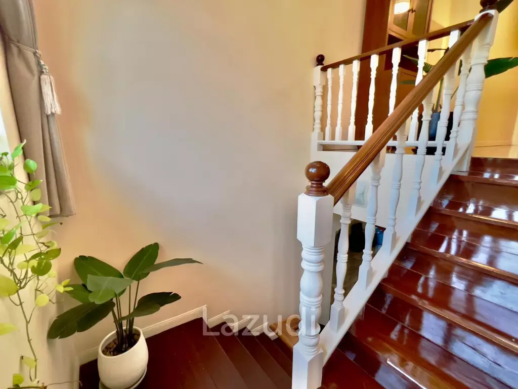 4 Beds 5 Baths 500 SQ.M. Bangsaray House