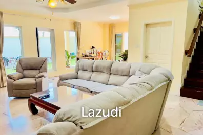 4 Beds 5 Baths 500 SQ.M. Bangsaray House
