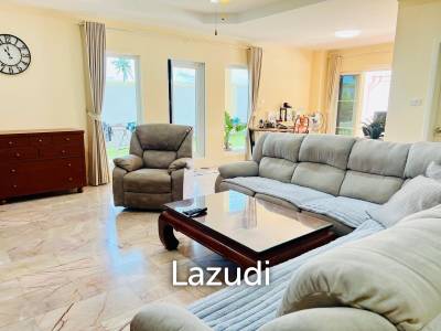 4 Beds 5 Baths 500 SQ.M. Bangsaray House