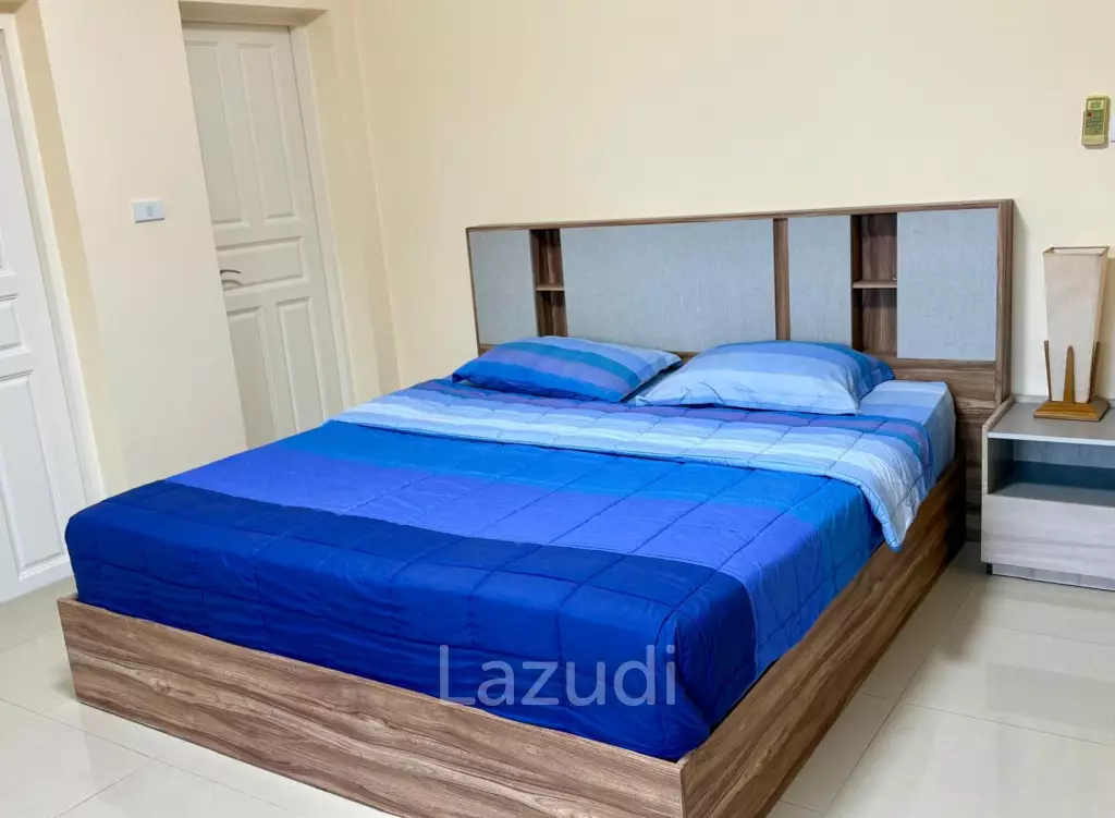 4 Beds 5 Baths 500 SQ.M. Bangsaray House