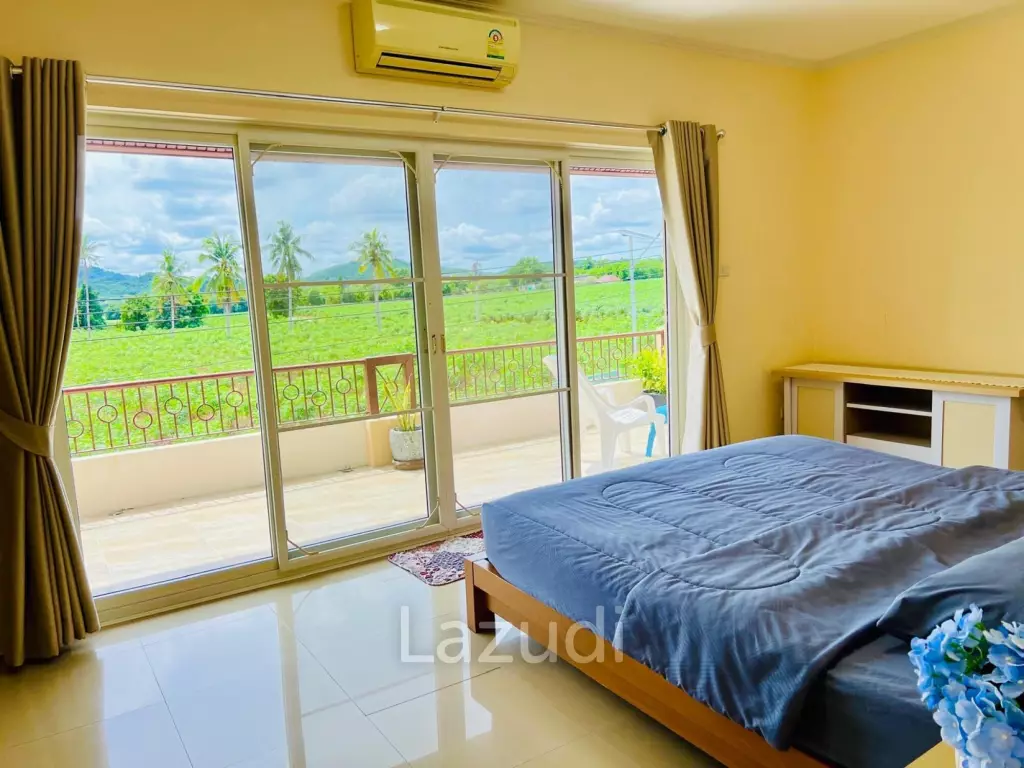 4 Beds 5 Baths 500 SQ.M. Bangsaray House