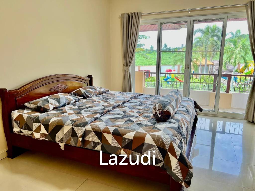4 Beds 5 Baths 500 SQ.M. Bangsaray House