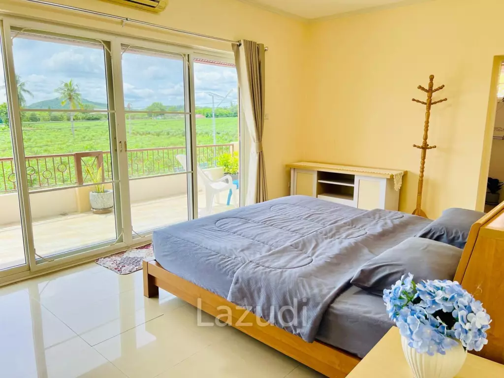 4 Beds 5 Baths 500 SQ.M. Bangsaray House