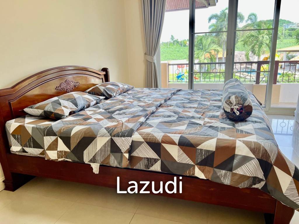 4 Beds 5 Baths 500 SQ.M. Bangsaray House