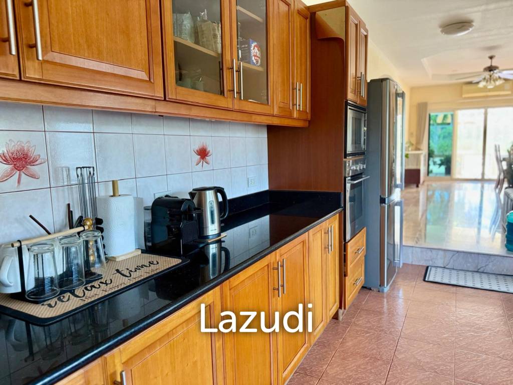 4 Beds 5 Baths 500 SQ.M. Bangsaray House