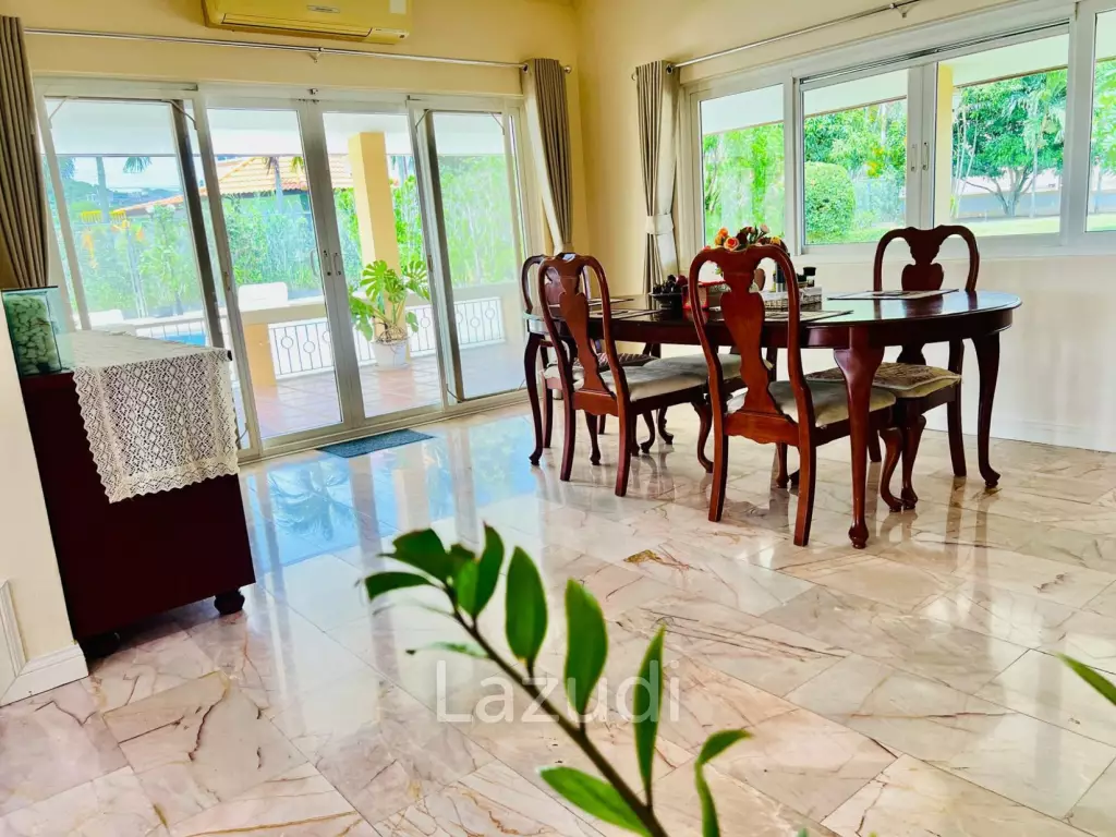 4 Beds 5 Baths 500 SQ.M. Bangsaray House