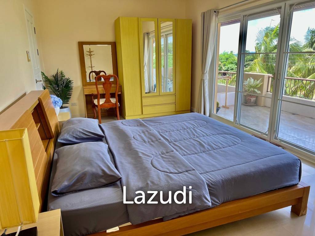 4 Beds 5 Baths 500 SQ.M. Bangsaray House