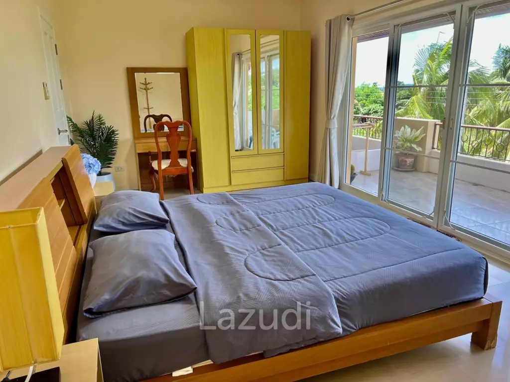 4 Beds 5 Baths 500 SQ.M. Bangsaray House