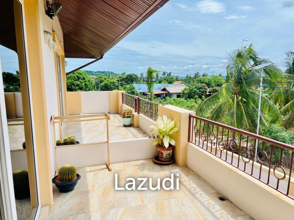 4 Beds 5 Baths 500 SQ.M. Bangsaray House
