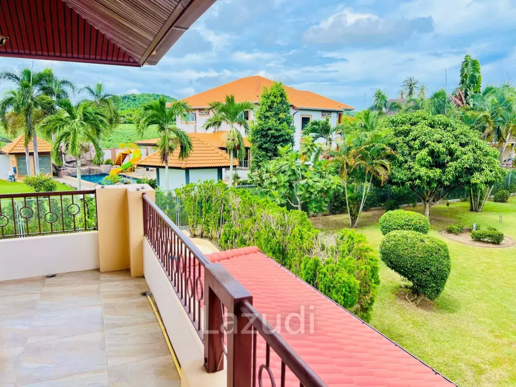 4 Beds 5 Baths 500 SQ.M. Bangsaray House