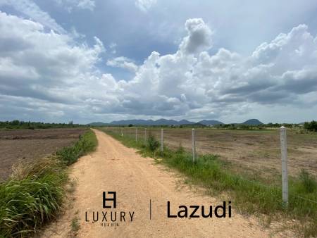 Expansive Agricultural Land 4-3-50 Rai in Cha Am