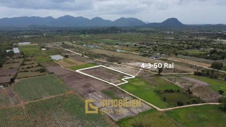 ที่ดินเปล่า 4-3-50 ไร่ วิวภูเขาใกล้ธรรมชาติ บ้านสามพระยา ชะอำ