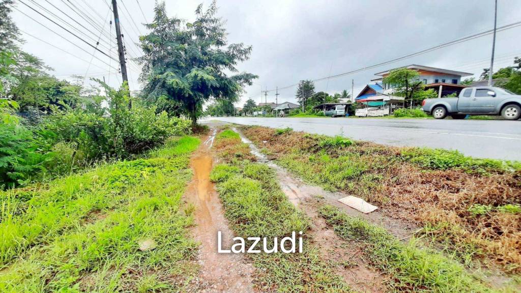 Land for sale 800 SQ.M. on the Main Road To Thoeng