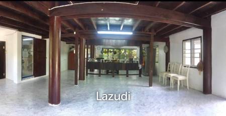 2 Bedrooms Lanna Style House For Sale in Garden