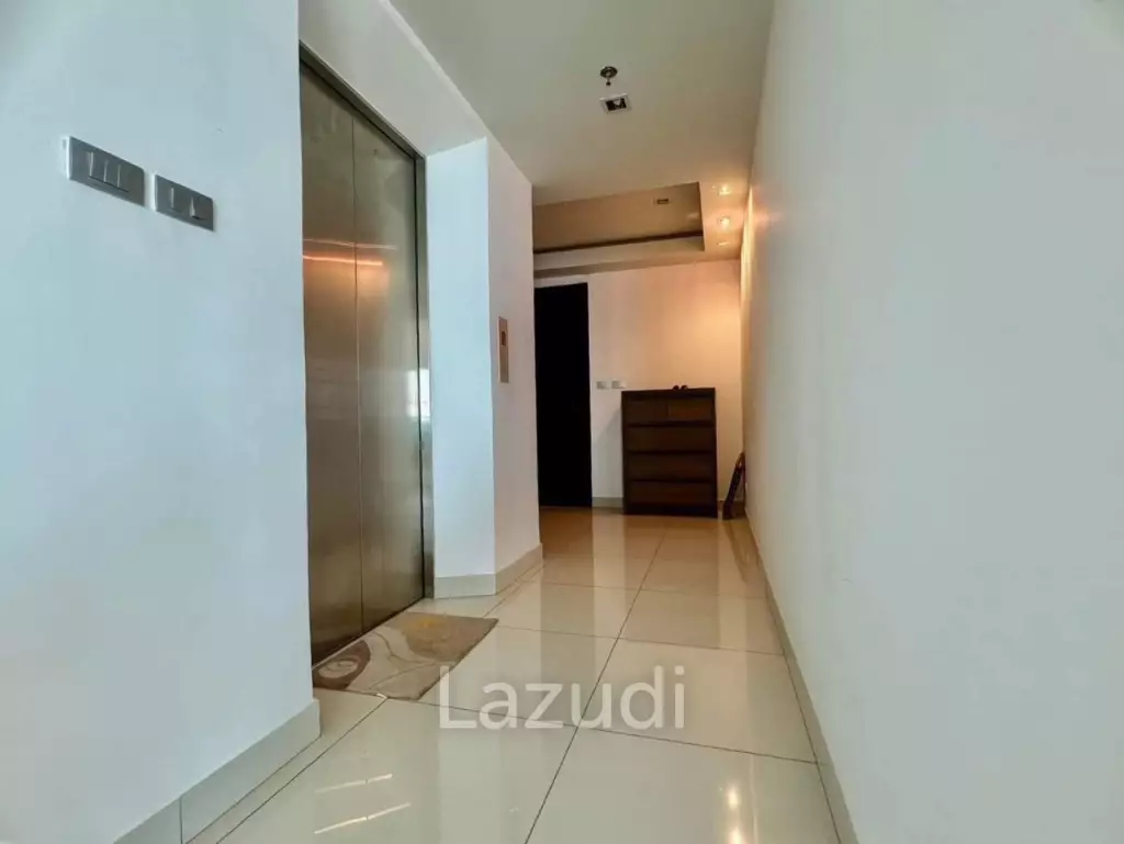 2 Bedrooms 2 Bathrooms 93 SQ.M. Wong Amat Tower