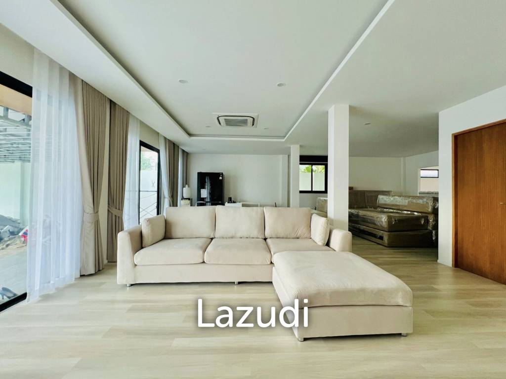 Renovated 3-Bedroom Pool Villa In Thalang