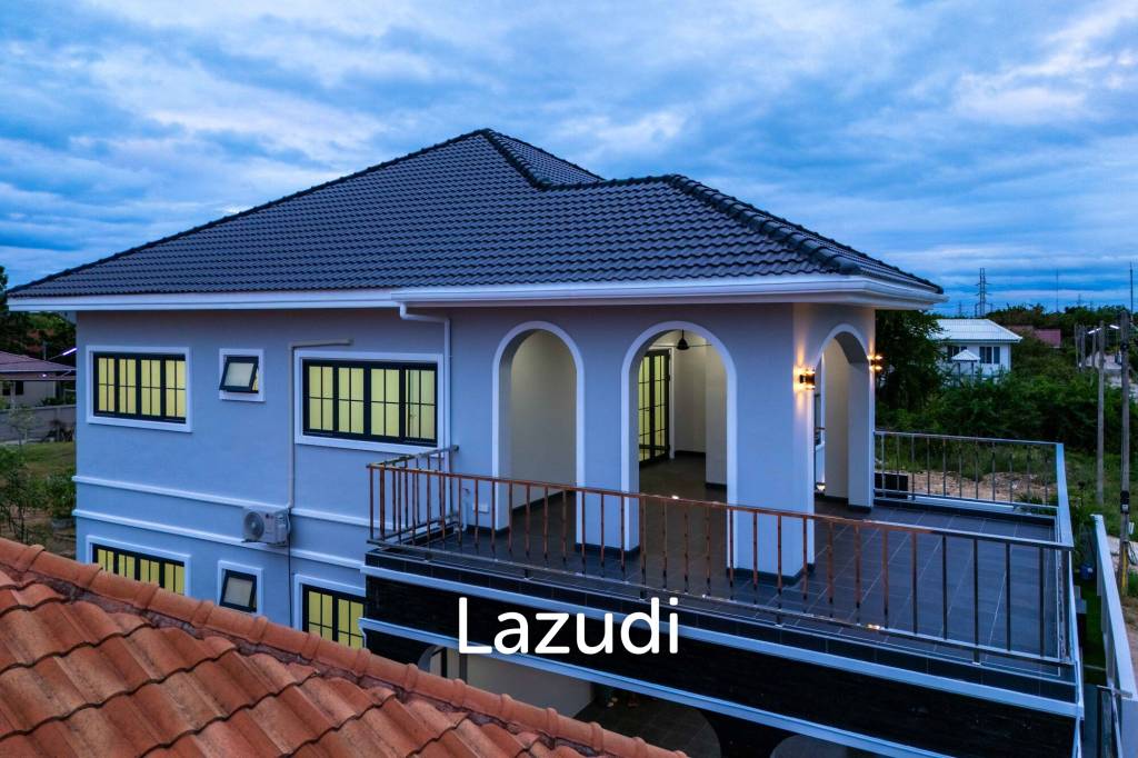 Brand New 2-Storey Villa with Pool in Soi 102