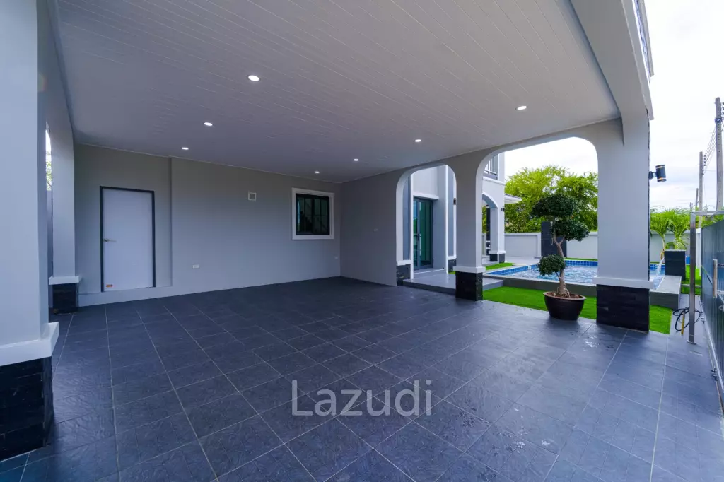 Brand New 2-Storey Villa with Pool in Soi 102