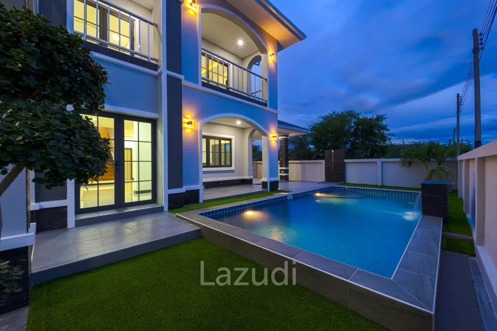 Brand New 2-Storey Villa with Pool in Soi 102