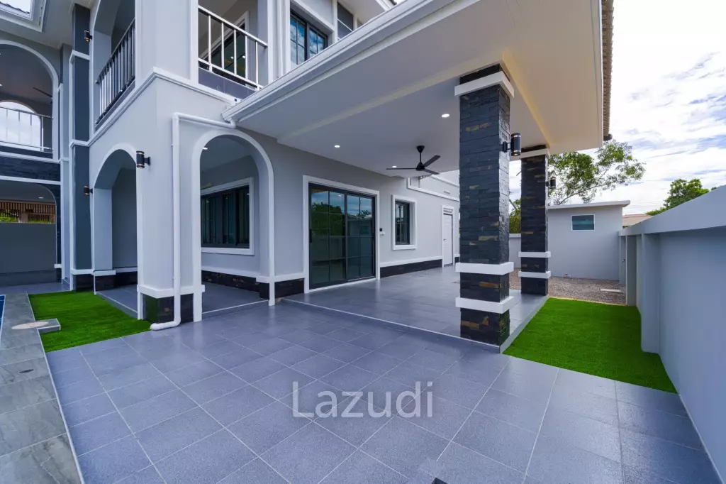 Brand New 2-Storey Villa with Pool in Soi 102