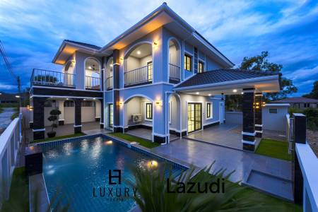 วิลล่าสองชั้น 4 ห้องนอนพร้อมสระว่ายน้ำในซอยหัวหิน 102