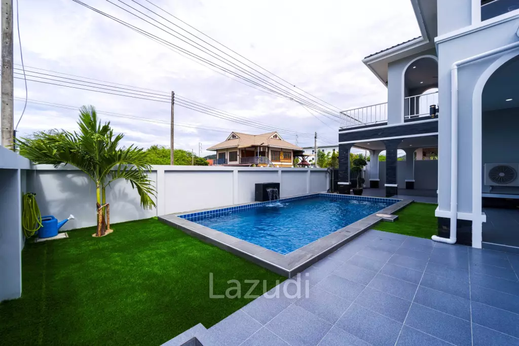 Brand New 2-Storey Villa with Pool in Soi 102