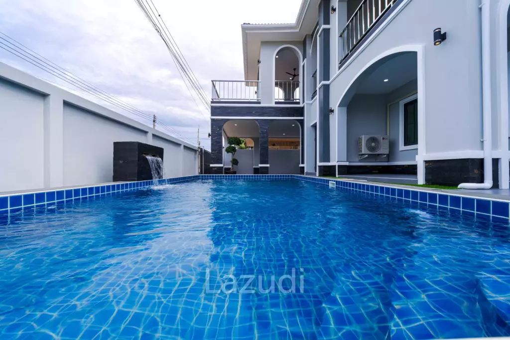Brand New 2-Storey Villa with Pool in Soi 102
