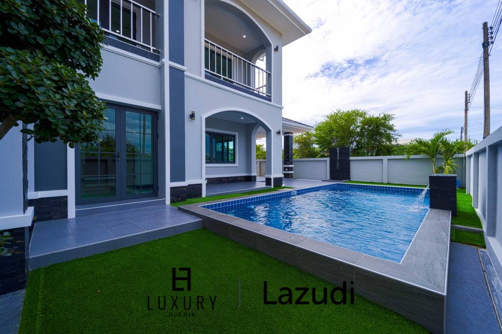 วิลล่าสองชั้น 4 ห้องนอนพร้อมสระว่ายน้ำในซอยหัวหิน 102