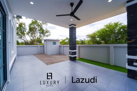 วิลล่าสองชั้น 4 ห้องนอนพร้อมสระว่ายน้ำในซอยหัวหิน 102