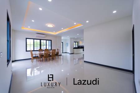 วิลล่าสองชั้น 4 ห้องนอนพร้อมสระว่ายน้ำในซอยหัวหิน 102