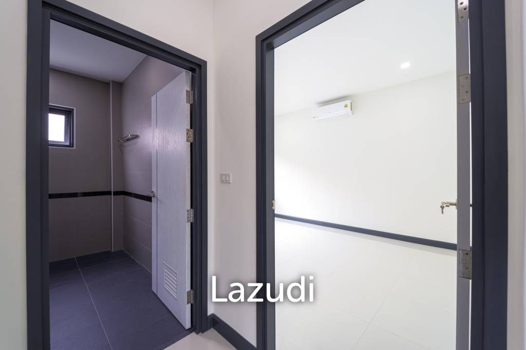 Brand New 2-Storey Villa with Pool in Soi 102
