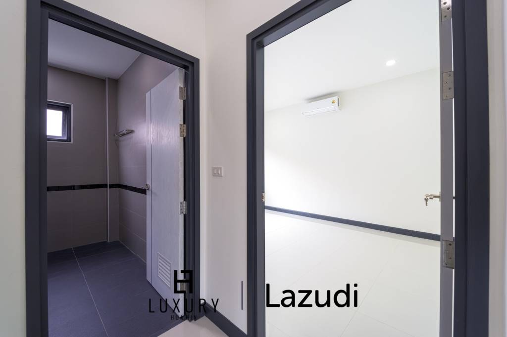 วิลล่าสองชั้น 4 ห้องนอนพร้อมสระว่ายน้ำในซอยหัวหิน 102