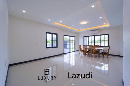 วิลล่าสองชั้น 4 ห้องนอนพร้อมสระว่ายน้ำในซอยหัวหิน 102