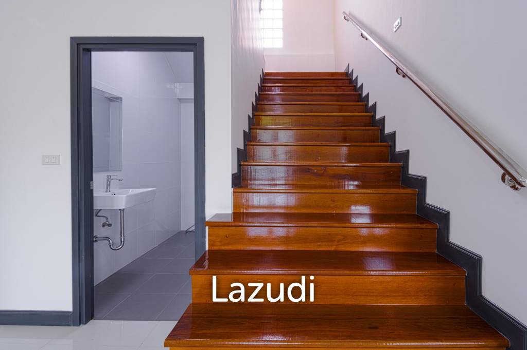 Brand New 2-Storey Villa with Pool in Soi 102
